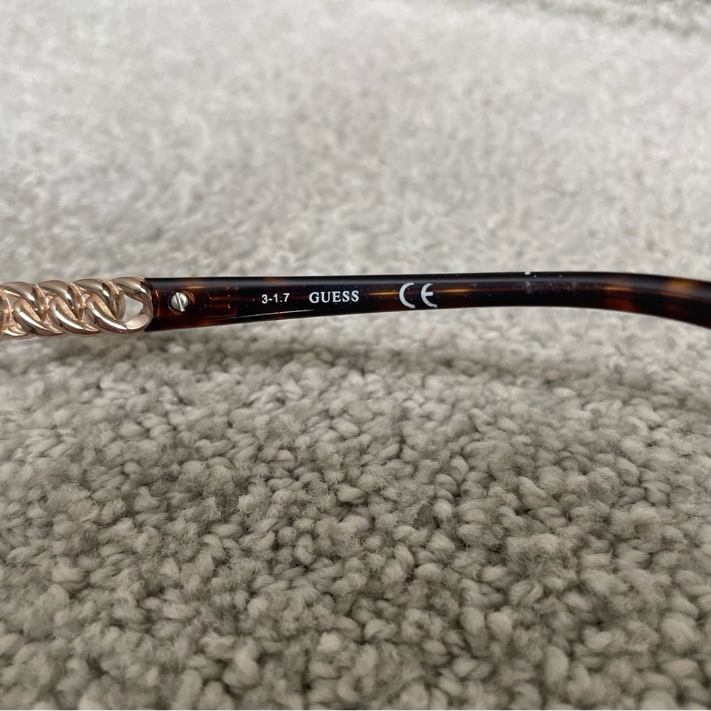 GUESS Tortoise Plastic Gold Tone Rhinestone Optical Eyeglasses Frame 51-17-135 - Picture 5 of 12